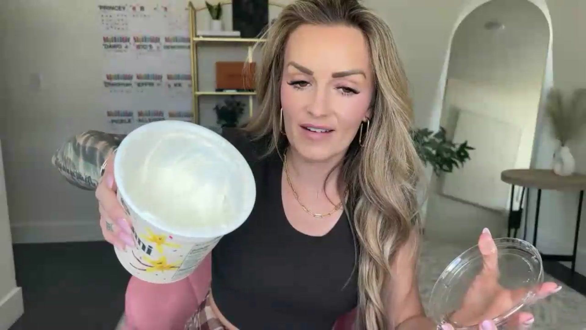 Gallery image thumbnail from MsCheeks's myfreecams stream on, 06/18/2026, 22:41 image 2 of 20
