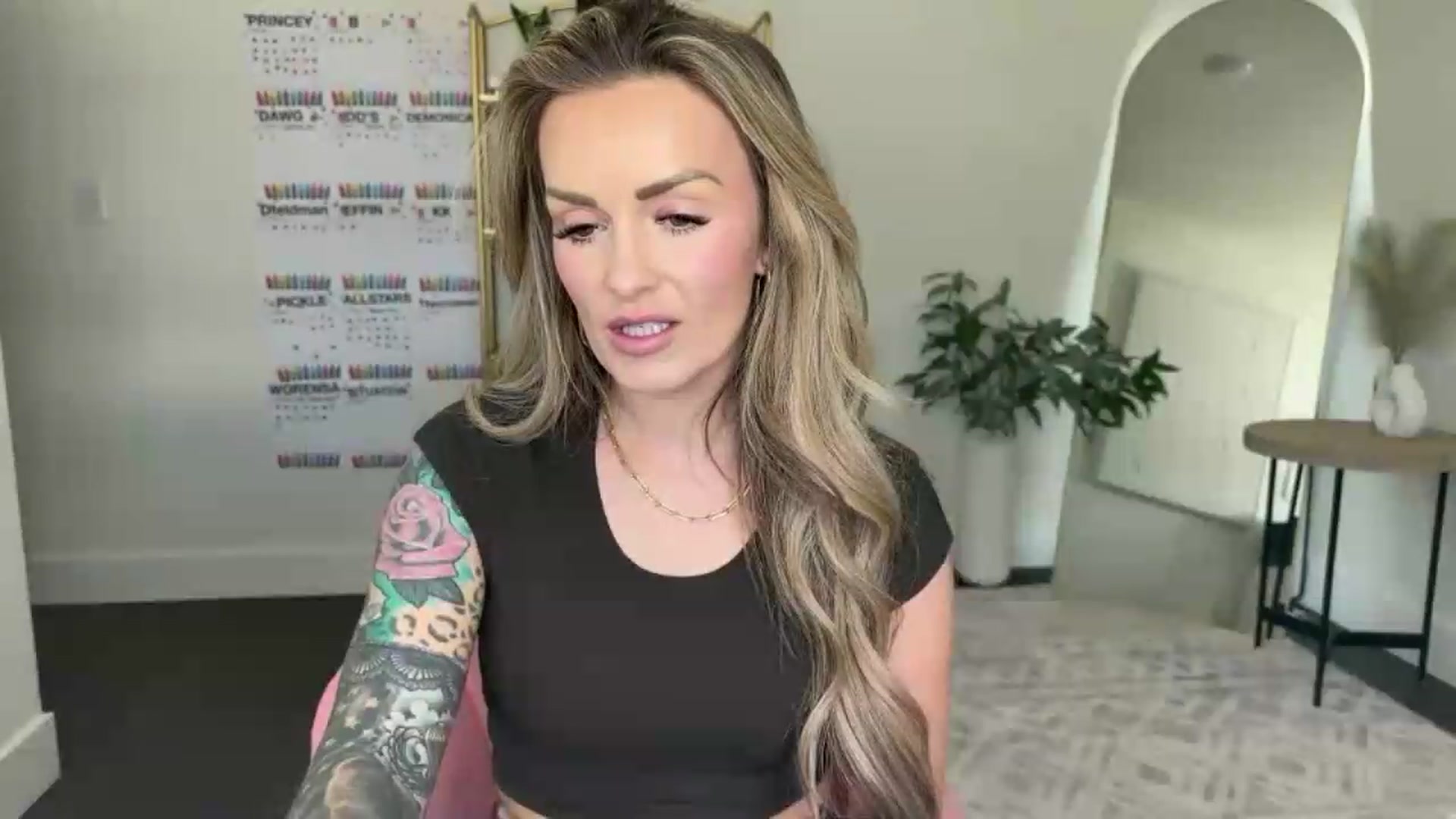 Gallery image thumbnail from MsCheeks's myfreecams stream on, 06/18/2026, 22:41 image 3 of 20
