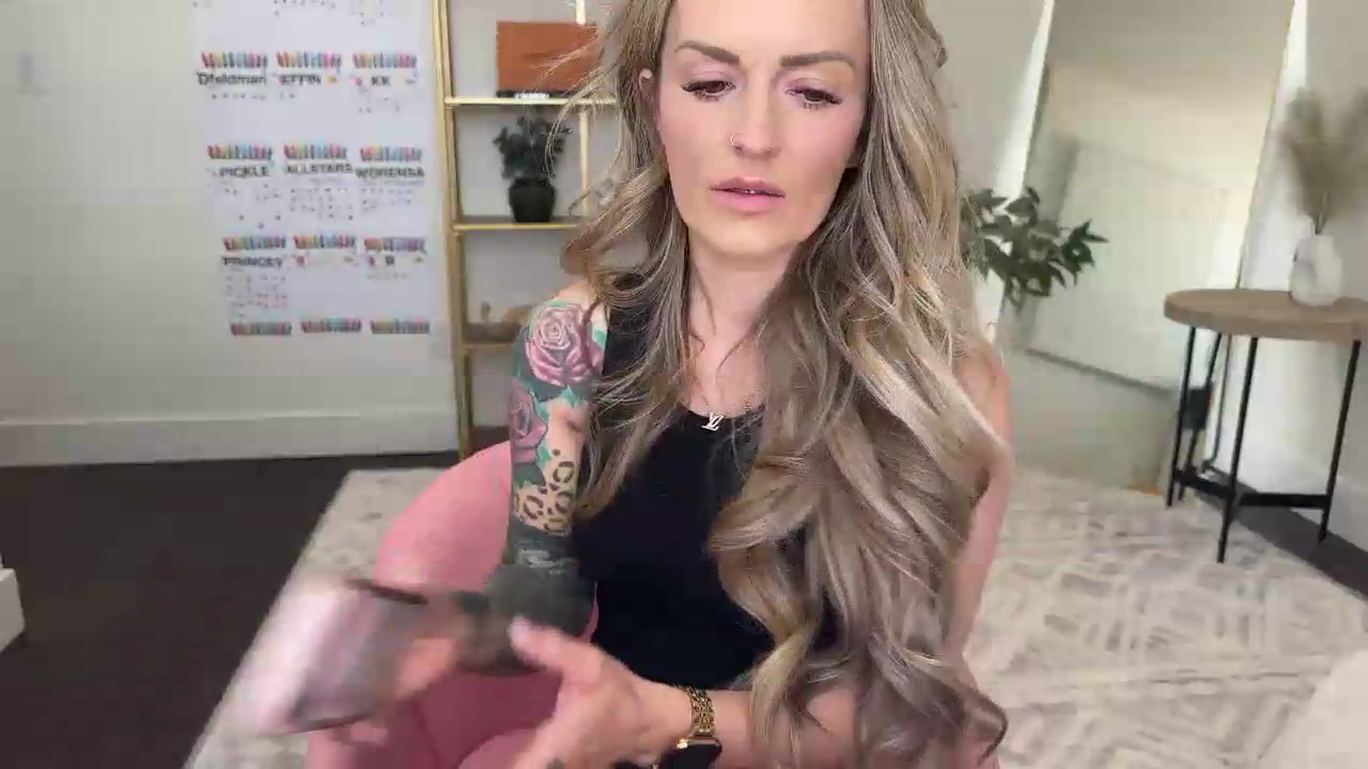 Gallery image thumbnail from MsCheeks's myfreecams stream on, 06/25/2026, 24:02 image 15 of 20
