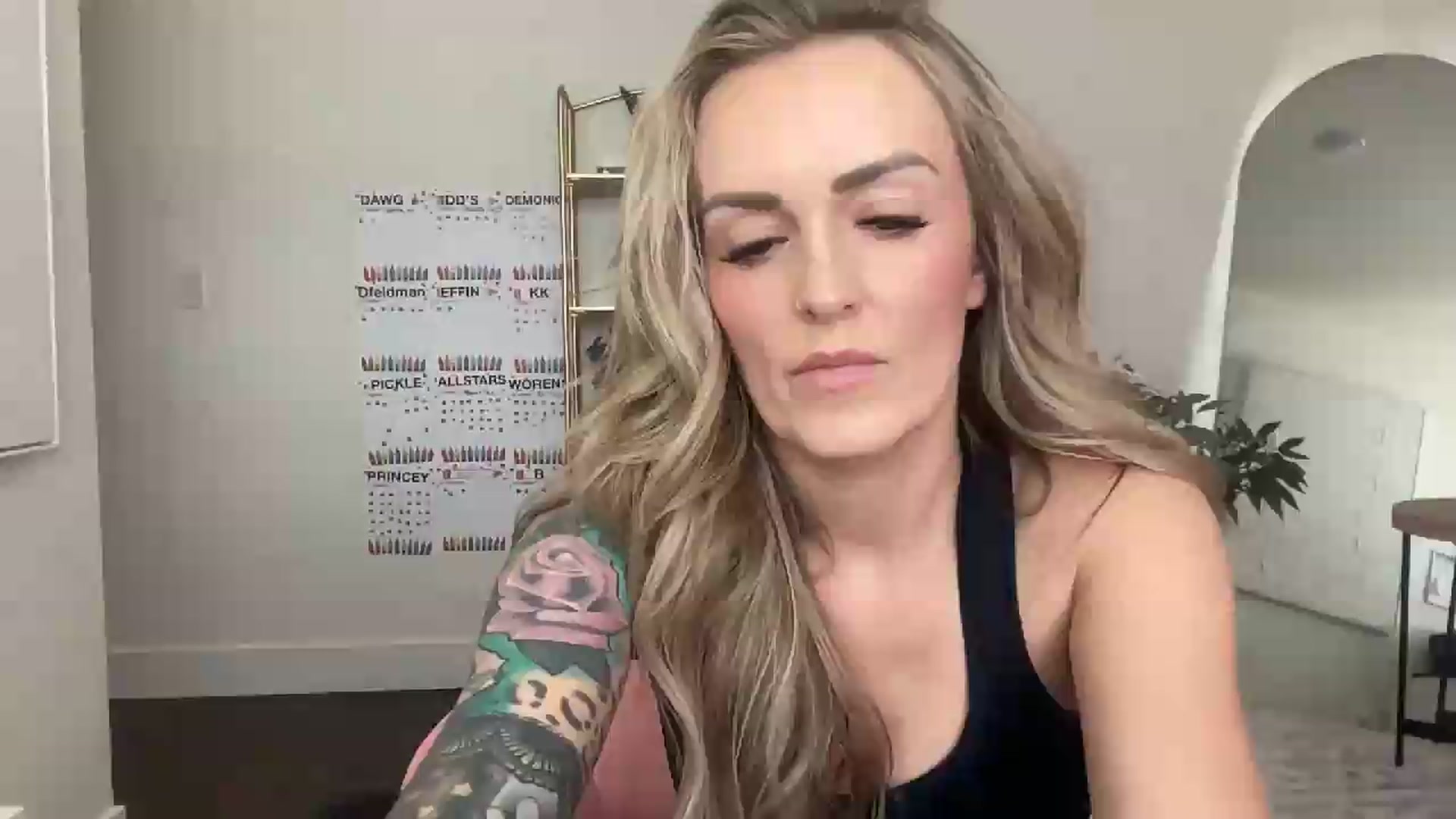 Gallery image thumbnail from MsCheeks's myfreecams stream on, 06/30/2026, 23:09 image 1 of 20