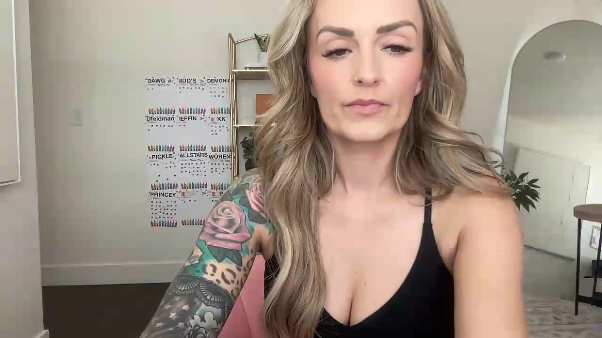 Gallery image thumbnail from MsCheeks's myfreecams stream on, 06/30/2026, 23:09 image 13 of 20