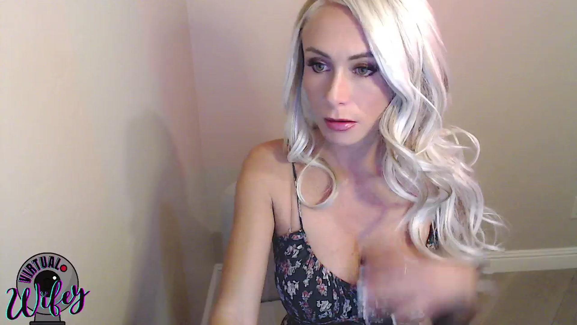 Gallery image thumbnail from MsCumALatte's myfreecams stream on, 02/17/2024, 19:35 image 2 of 20