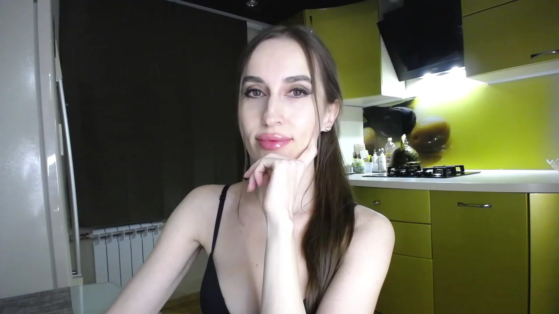 Gallery image thumbnail from MsDreams_'s myfreecams stream on, 11/19/2022, 01:37 image 2 of 20