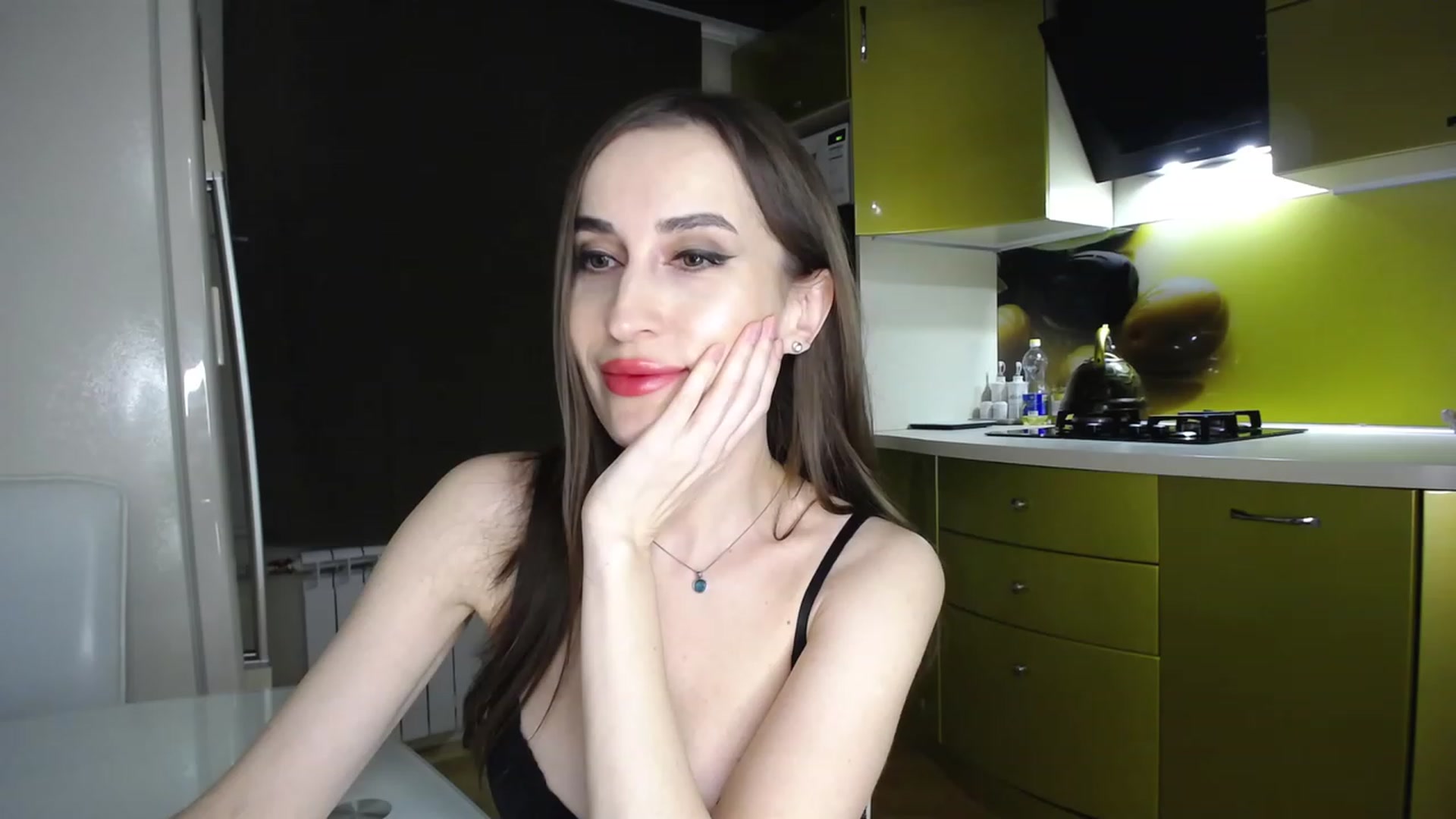 Gallery image thumbnail from MsDreams_'s myfreecams stream on, 02/13/2023, 01:31 image 15 of 20