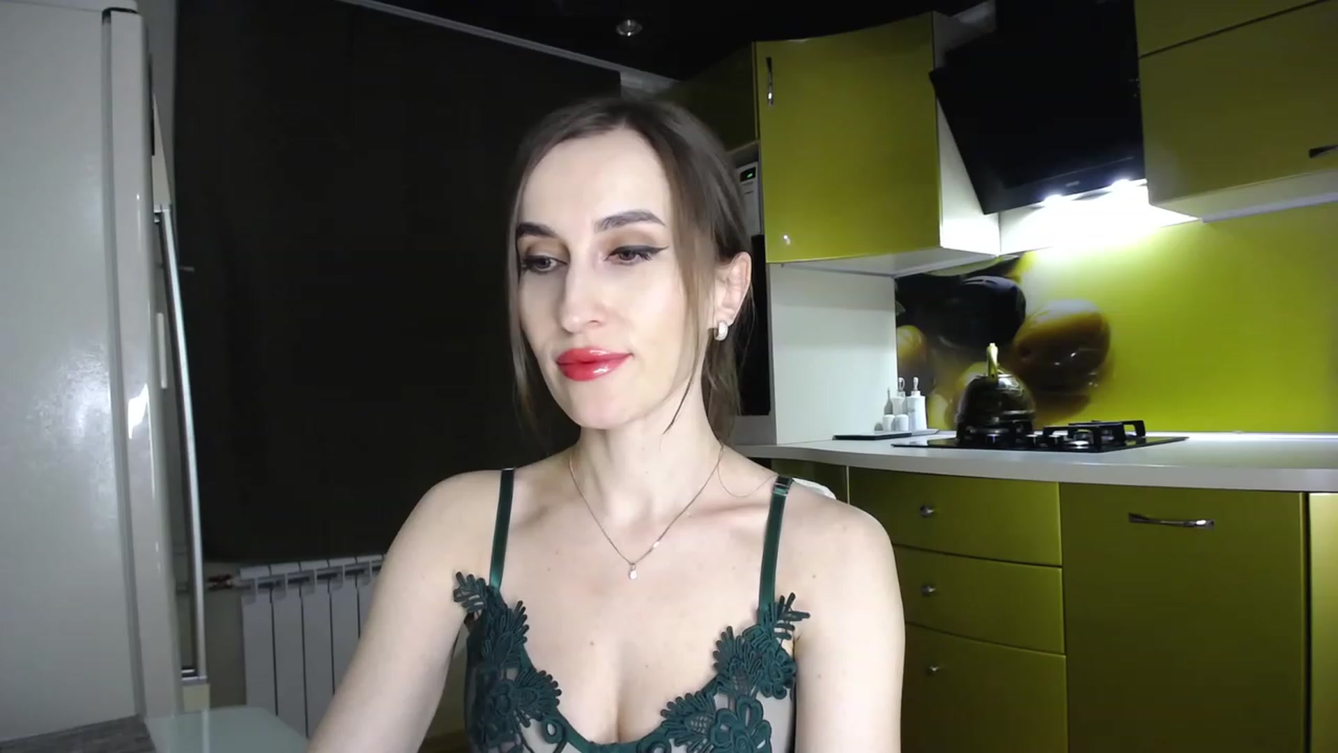 Gallery image thumbnail from MsDreams_'s myfreecams stream on, 03/16/2023, 24:04 image 11 of 20