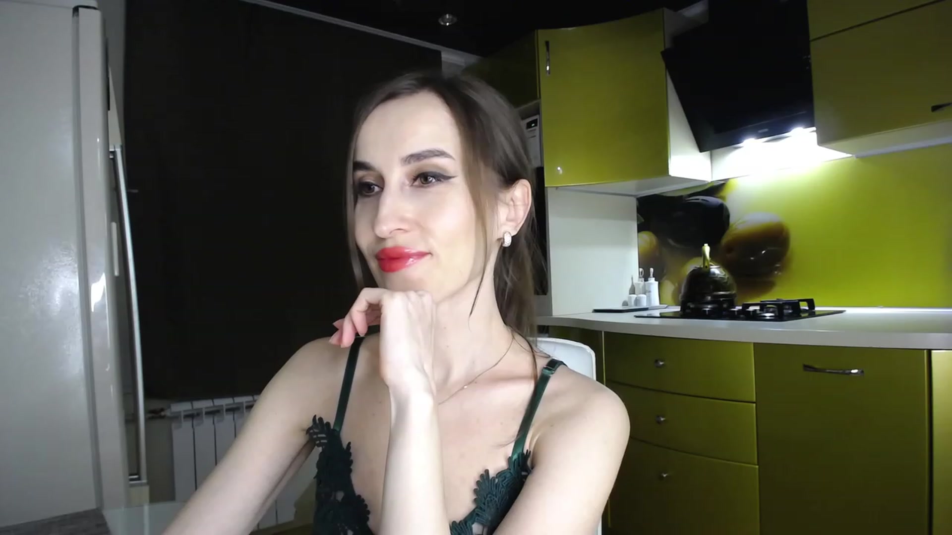 Gallery image thumbnail from MsDreams_'s myfreecams stream on, 03/16/2023, 24:04 image 12 of 20