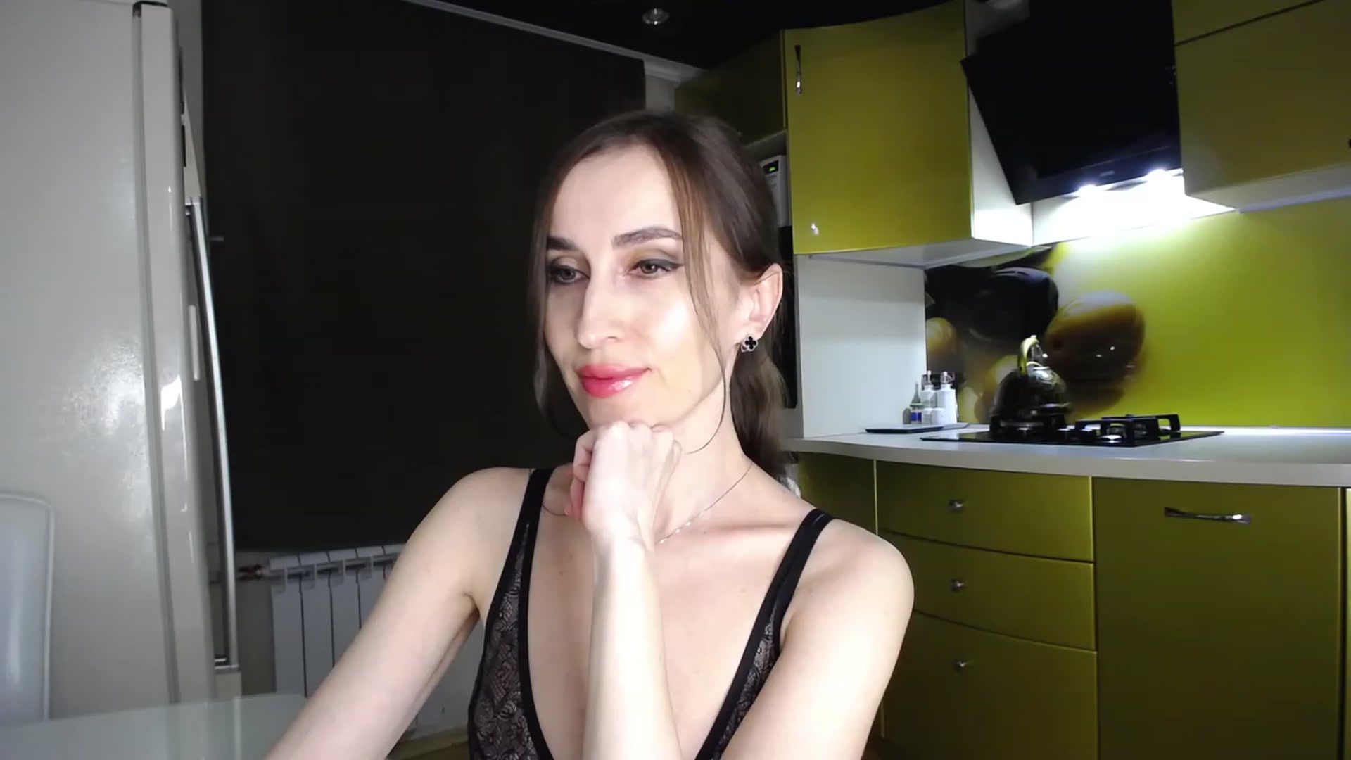 Gallery image thumbnail from MsDreams_'s myfreecams stream on, 05/14/2023, 23:43 image 11 of 20