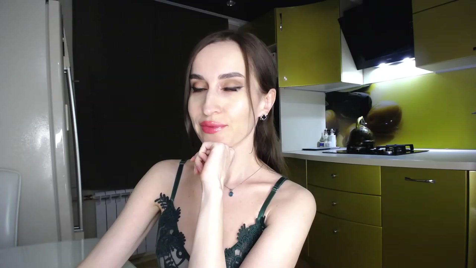 Gallery image thumbnail from MsDreams_'s myfreecams stream on, 05/16/2023, 22:48 image 7 of 20