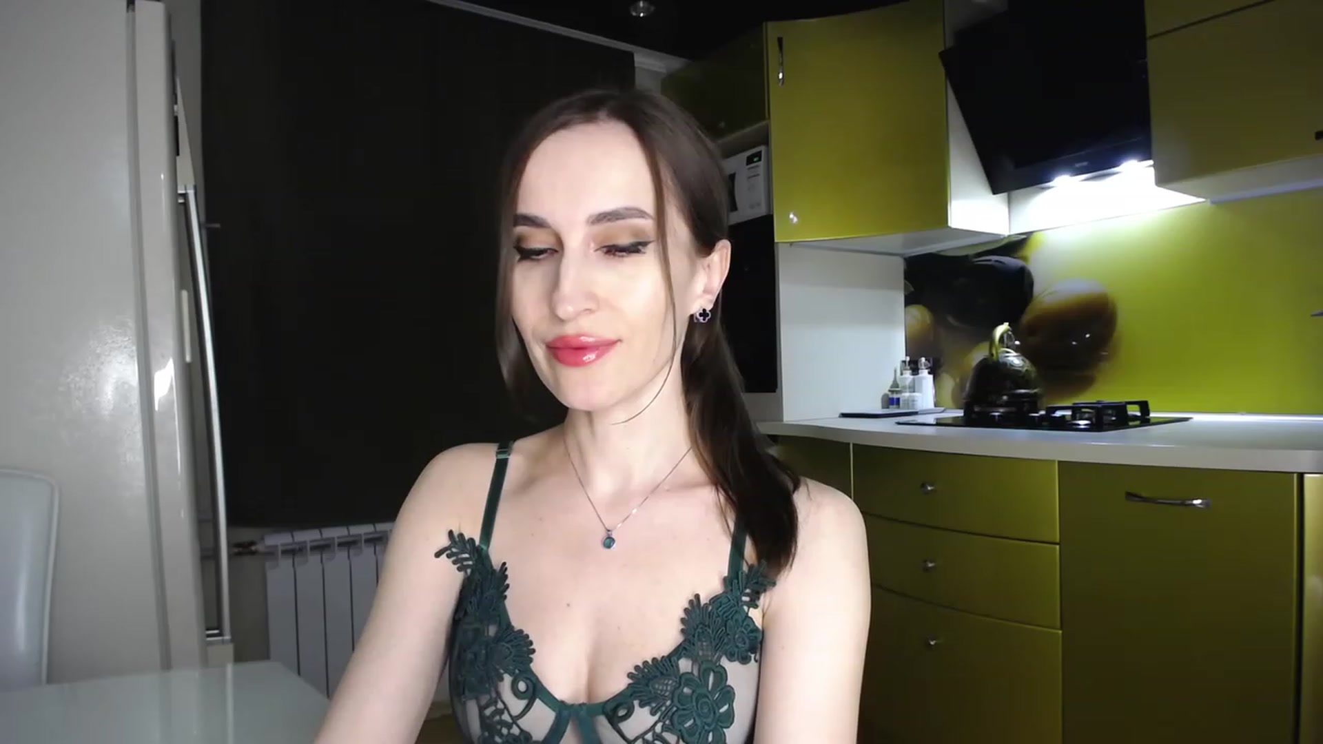 Gallery image thumbnail from MsDreams_'s myfreecams stream on, 05/16/2023, 22:48 image 10 of 20