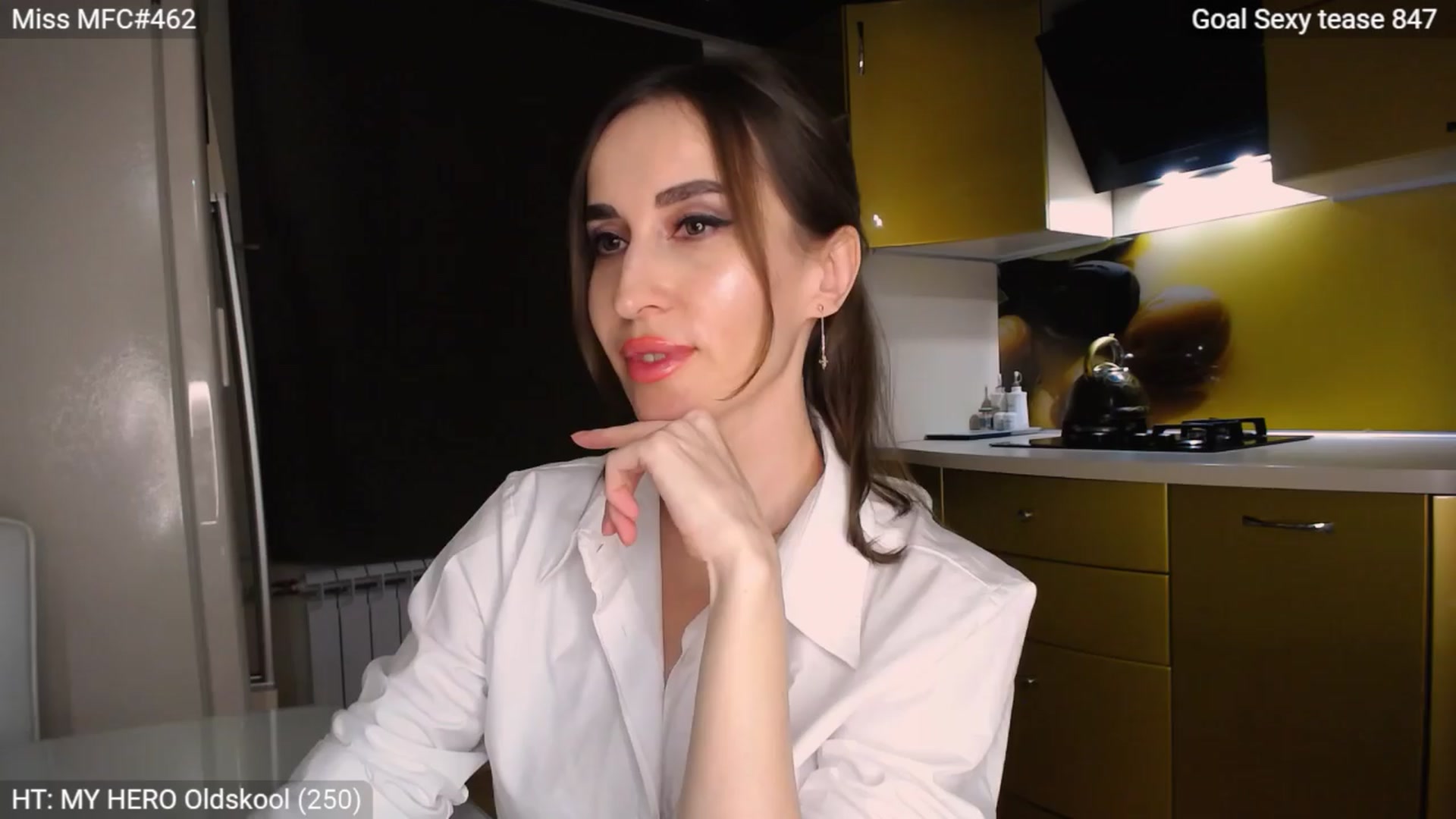 Gallery image thumbnail from MsDreams_'s myfreecams stream on, 03/25/2024, 01:04 image 10 of 20