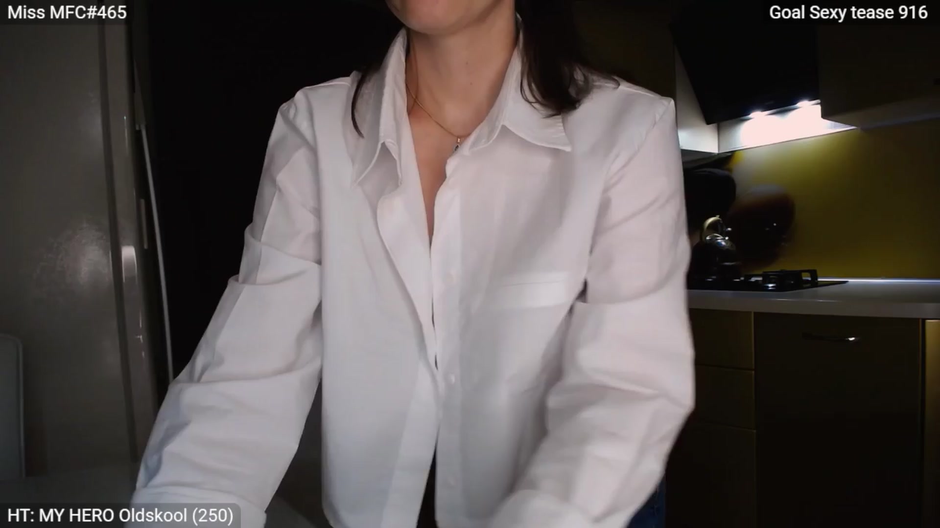 Gallery image thumbnail from MsDreams_'s myfreecams stream on, 03/25/2024, 01:04 image 4 of 20