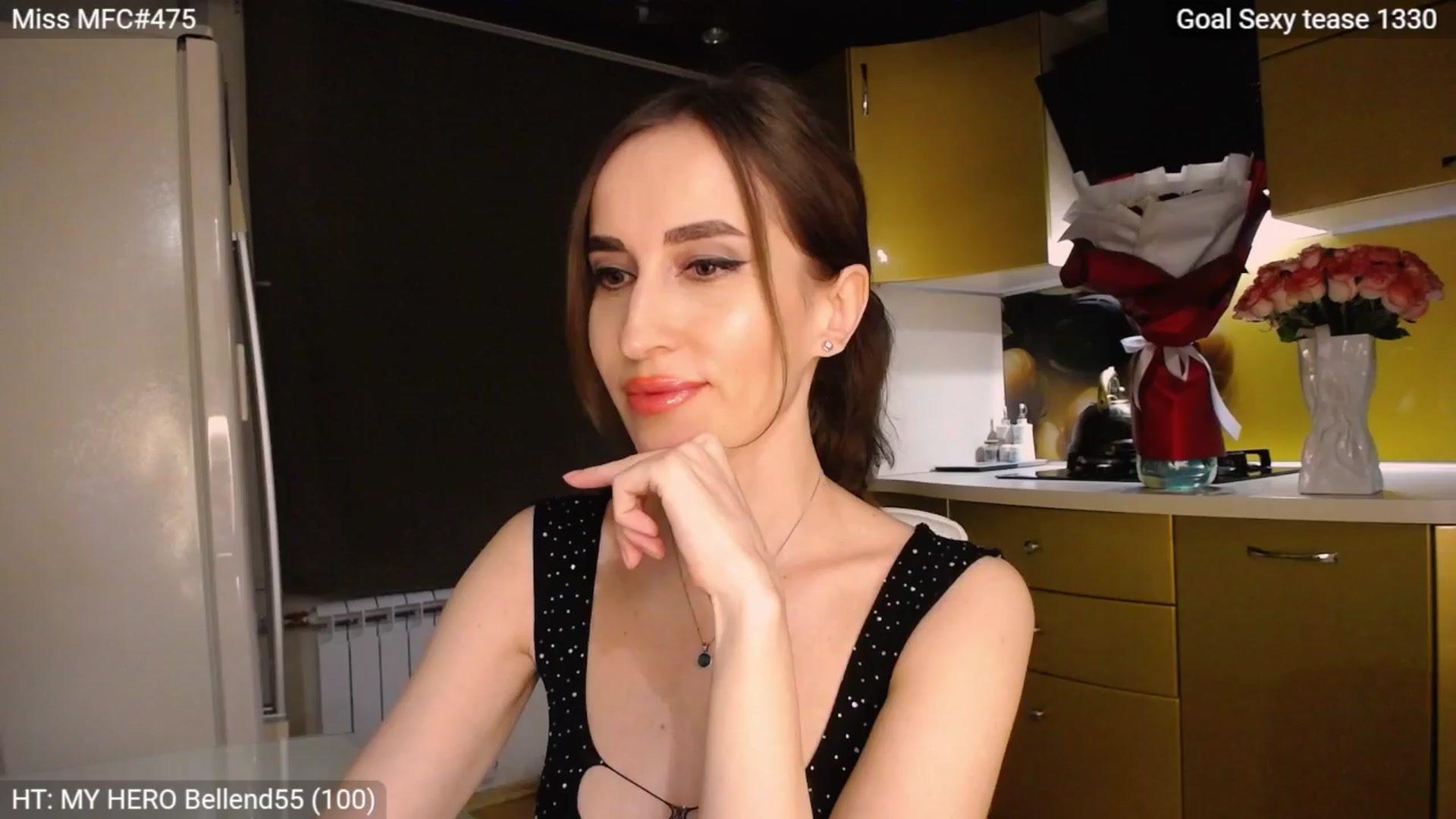 Gallery image thumbnail from MsDreams_'s myfreecams stream on, 03/30/2024, 23:18 image 10 of 20
