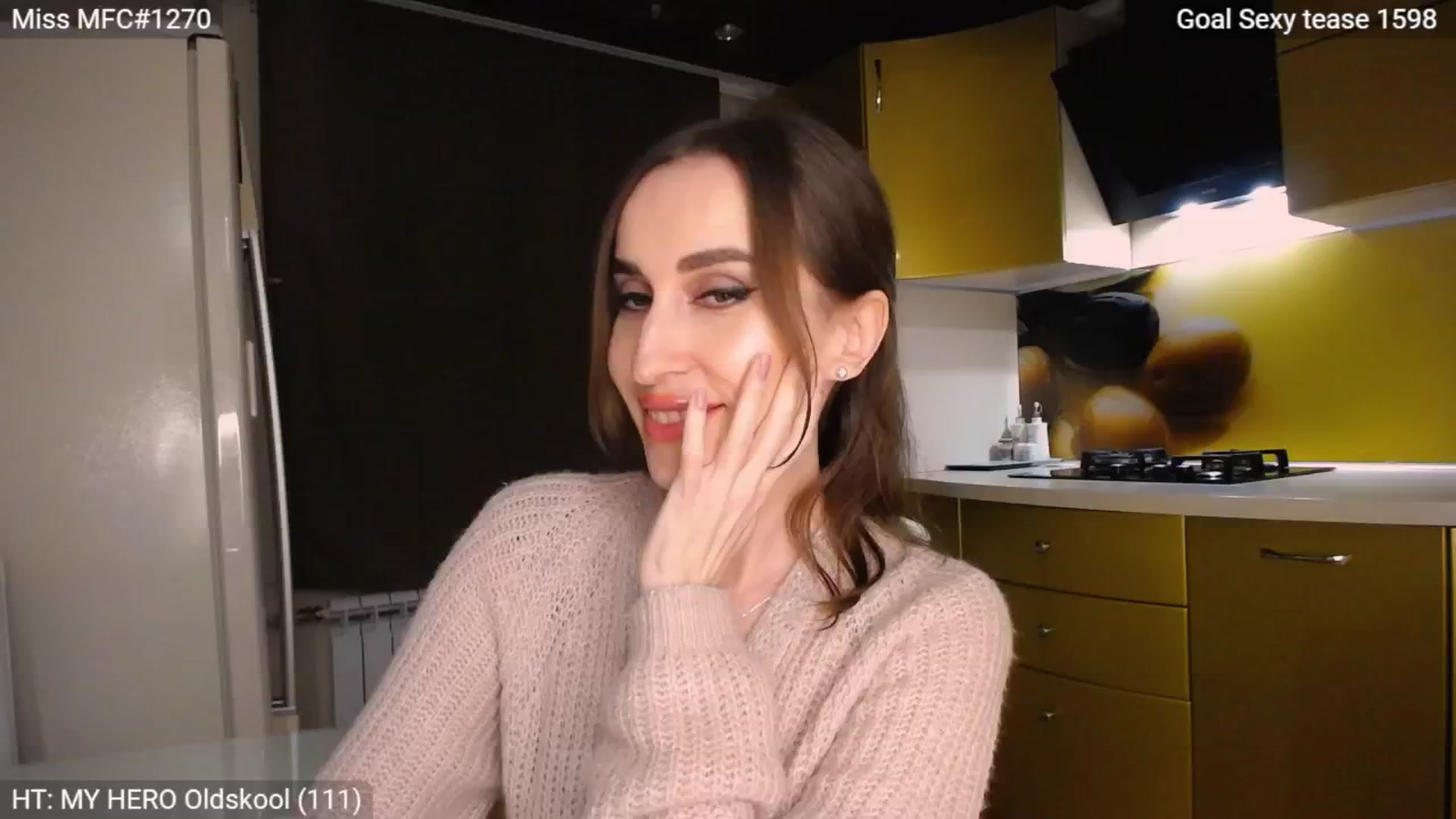 Gallery image thumbnail from MsDreams_'s myfreecams stream on, 04/22/2024, 24:00 image 6 of 20