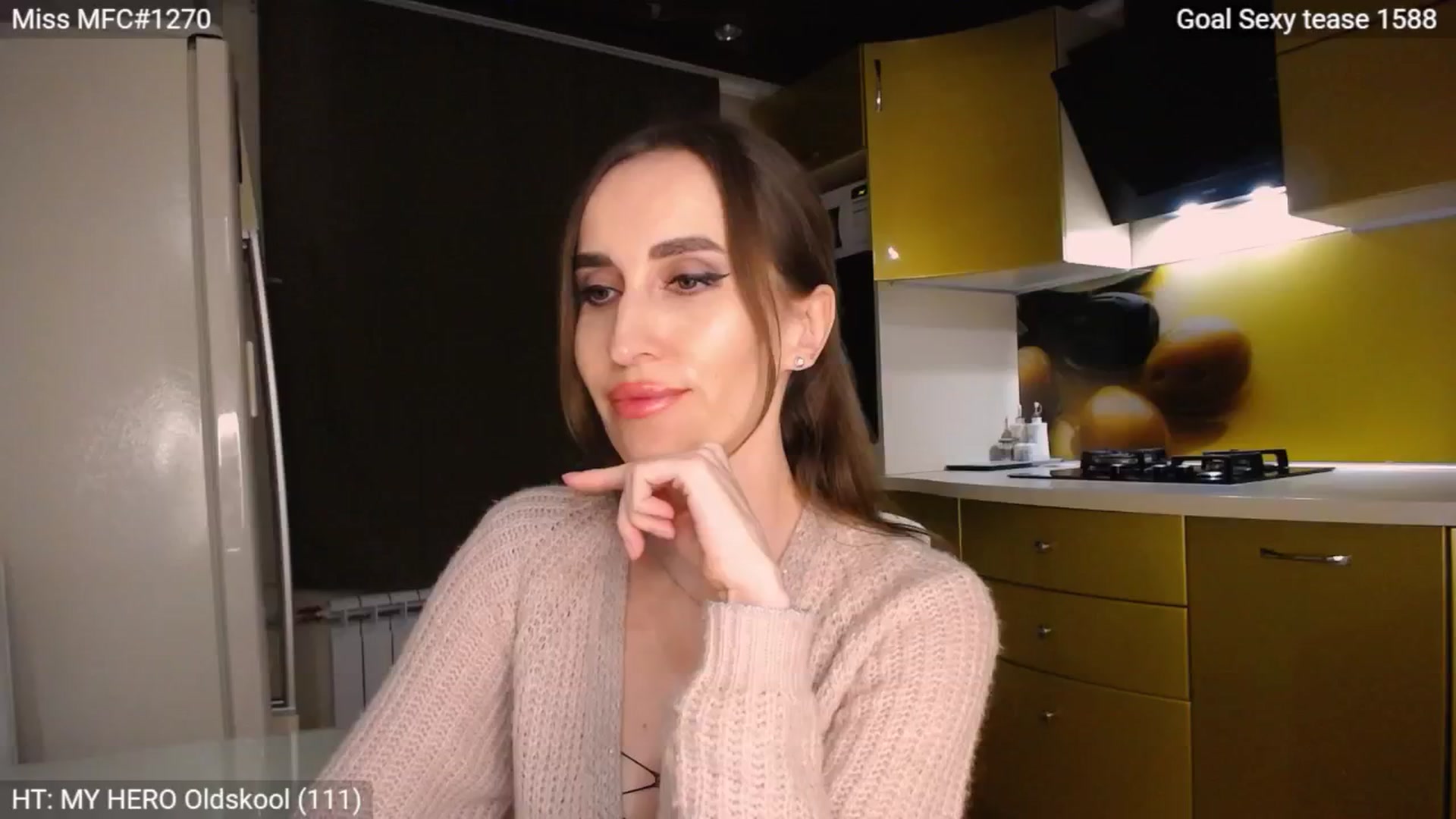 Gallery image thumbnail from MsDreams_'s myfreecams stream on, 04/22/2024, 24:00 image 14 of 20