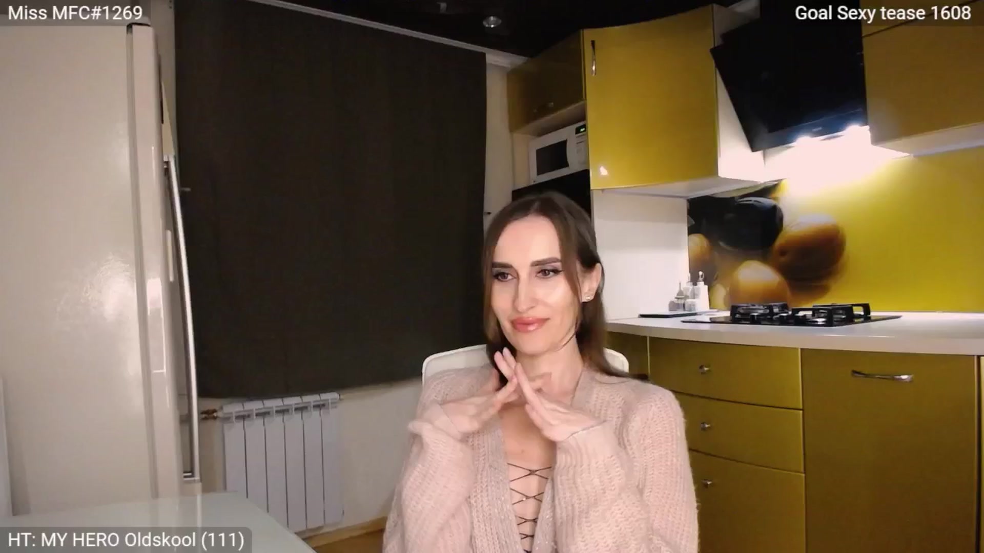 Gallery image thumbnail from MsDreams_'s myfreecams stream on, 04/22/2024, 24:00 image 1 of 20