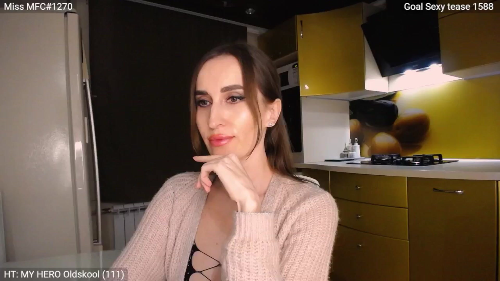 Gallery image thumbnail from MsDreams_'s myfreecams stream on, 04/22/2024, 24:00 image 15 of 20