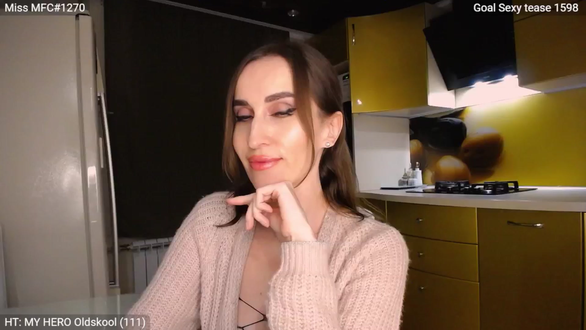 Gallery image thumbnail from MsDreams_'s myfreecams stream on, 04/22/2024, 24:00 image 7 of 20