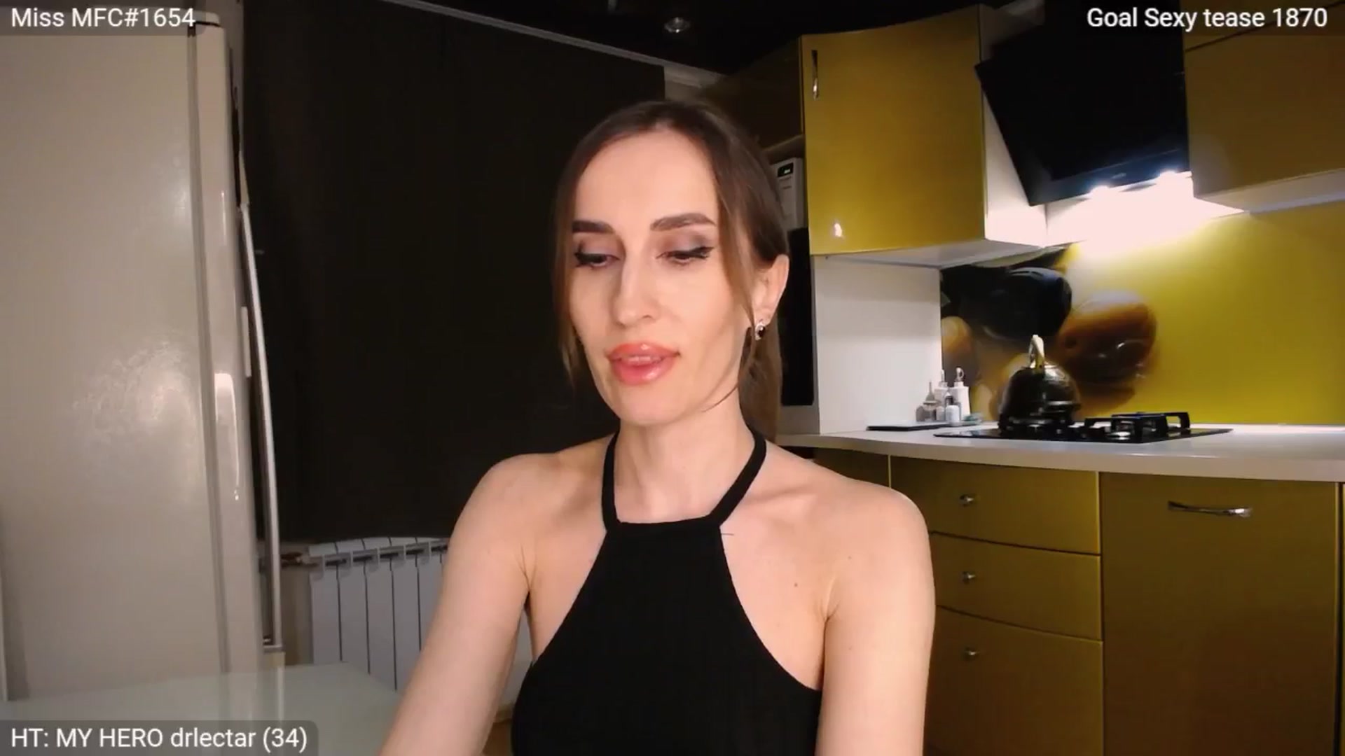 Gallery image thumbnail from MsDreams_'s myfreecams stream on, 05/13/2024, 24:23 image 11 of 20