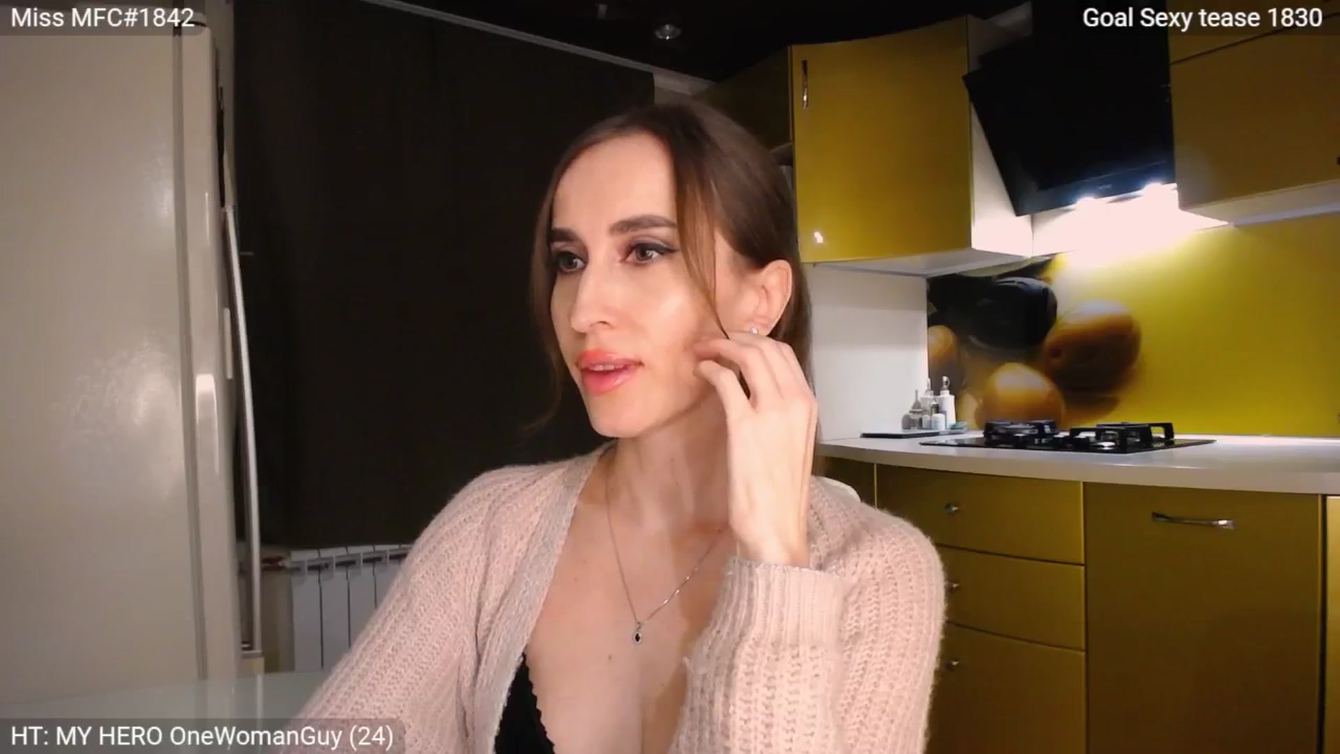 Gallery image thumbnail from MsDreams_'s myfreecams stream on, 05/14/2024, 23:42 image 13 of 20