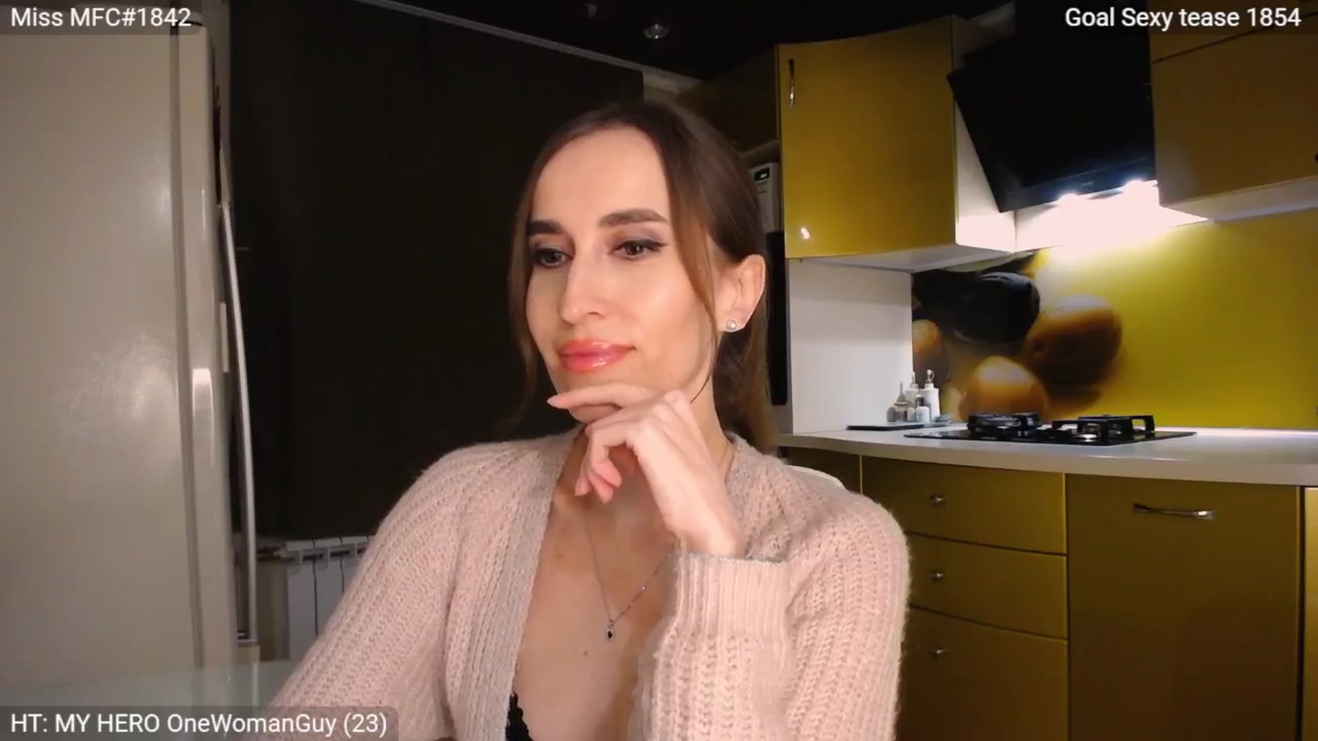 Gallery image thumbnail from MsDreams_'s myfreecams stream on, 05/14/2024, 23:42 image 8 of 20