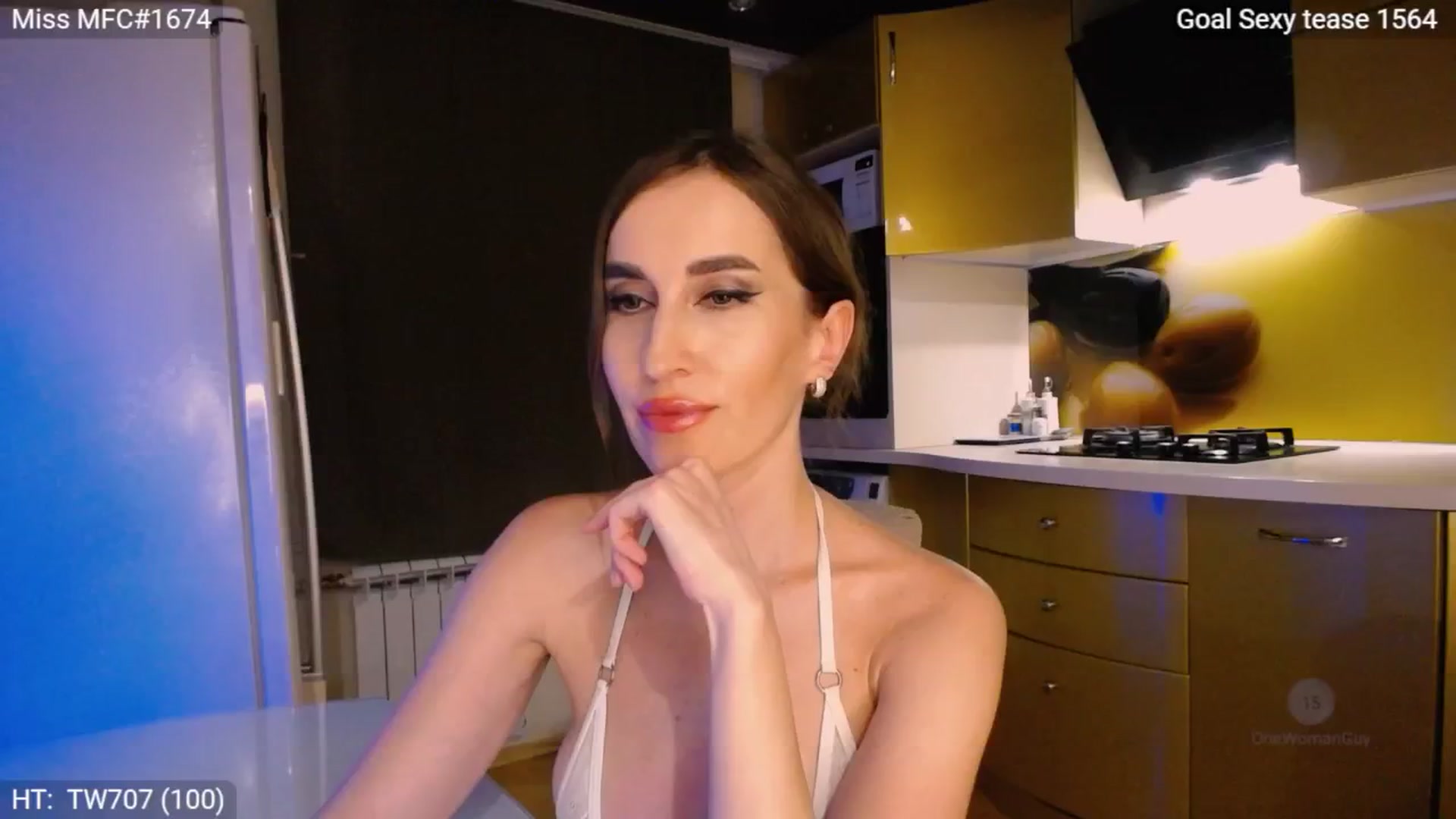 Gallery image thumbnail from MsDreams_'s myfreecams stream on, 07/18/2024, 24:29 image 13 of 20