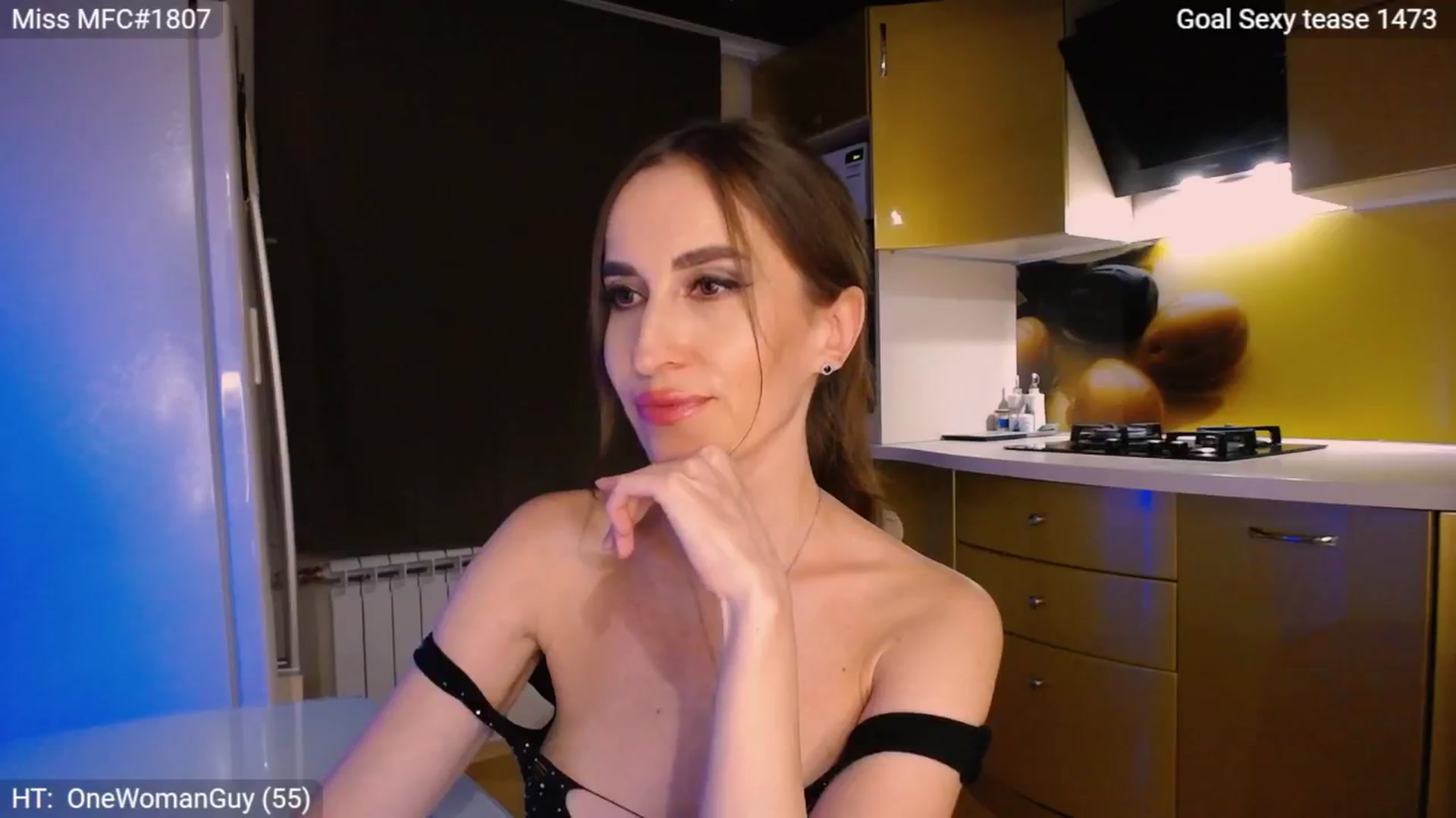 Gallery image thumbnail from MsDreams_'s myfreecams stream on, 07/25/2024, 01:09 image 16 of 20