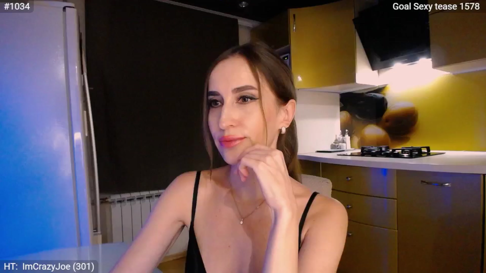 Gallery image thumbnail from MsDreams_'s myfreecams stream on, 08/18/2024, 23:46 image 5 of 20