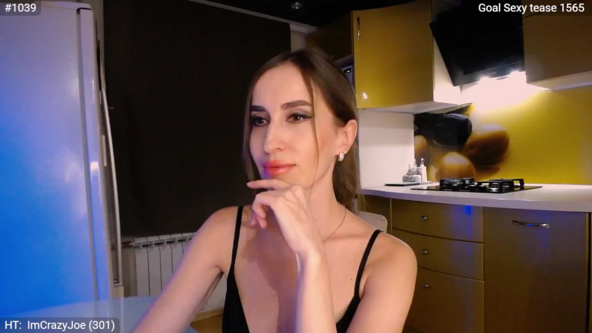 Gallery image thumbnail from MsDreams_'s myfreecams stream on, 08/19/2024, 24:00 image 1 of 20