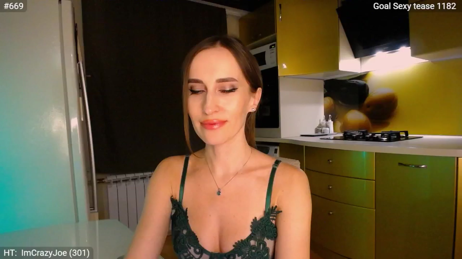 Gallery image thumbnail from MsDreams_'s myfreecams stream on, 09/02/2024, 24:37 image 3 of 20