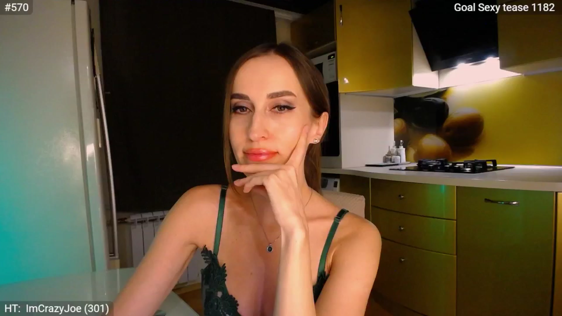 Gallery image thumbnail from MsDreams_'s myfreecams stream on, 09/02/2024, 24:37 image 10 of 20