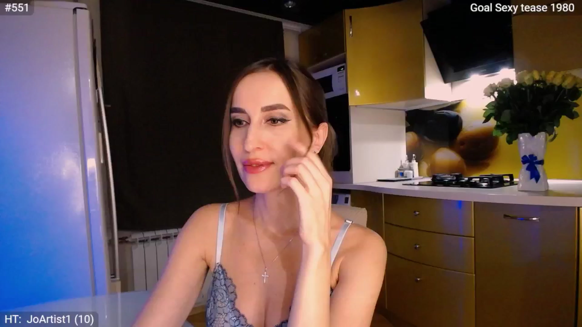 Gallery image thumbnail from MsDreams_'s myfreecams stream on, 09/08/2024, 23:07 image 12 of 20