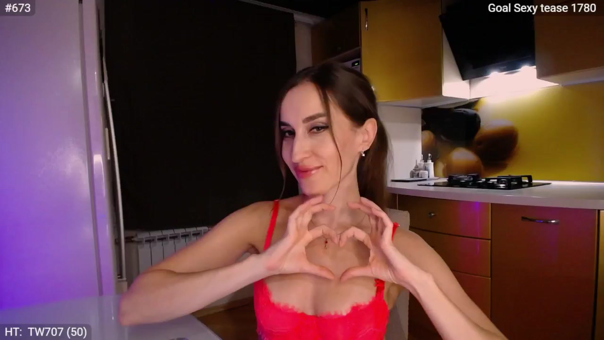 Gallery image thumbnail from MsDreams_'s myfreecams stream on, 09/14/2024, 01:35 image 12 of 20