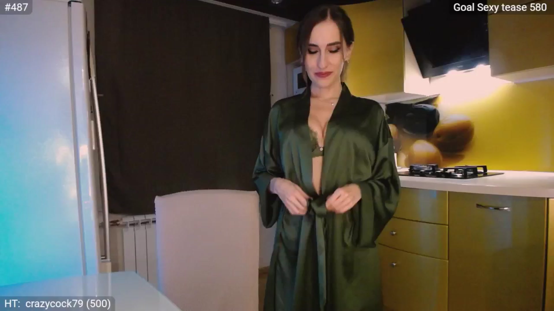 Gallery image thumbnail from MsDreams_'s myfreecams stream on, 09/21/2024, 24:06 image 15 of 20