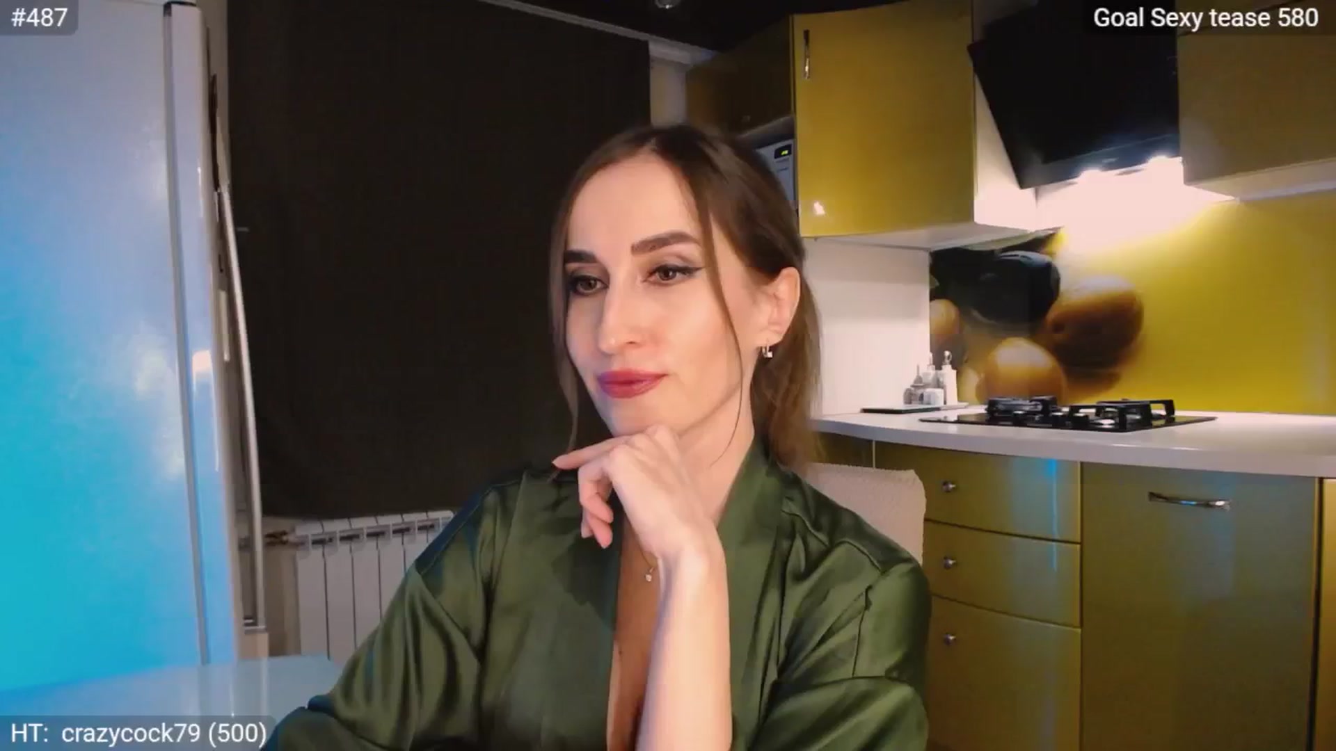 Gallery image thumbnail from MsDreams_'s myfreecams stream on, 09/21/2024, 24:06 image 6 of 20