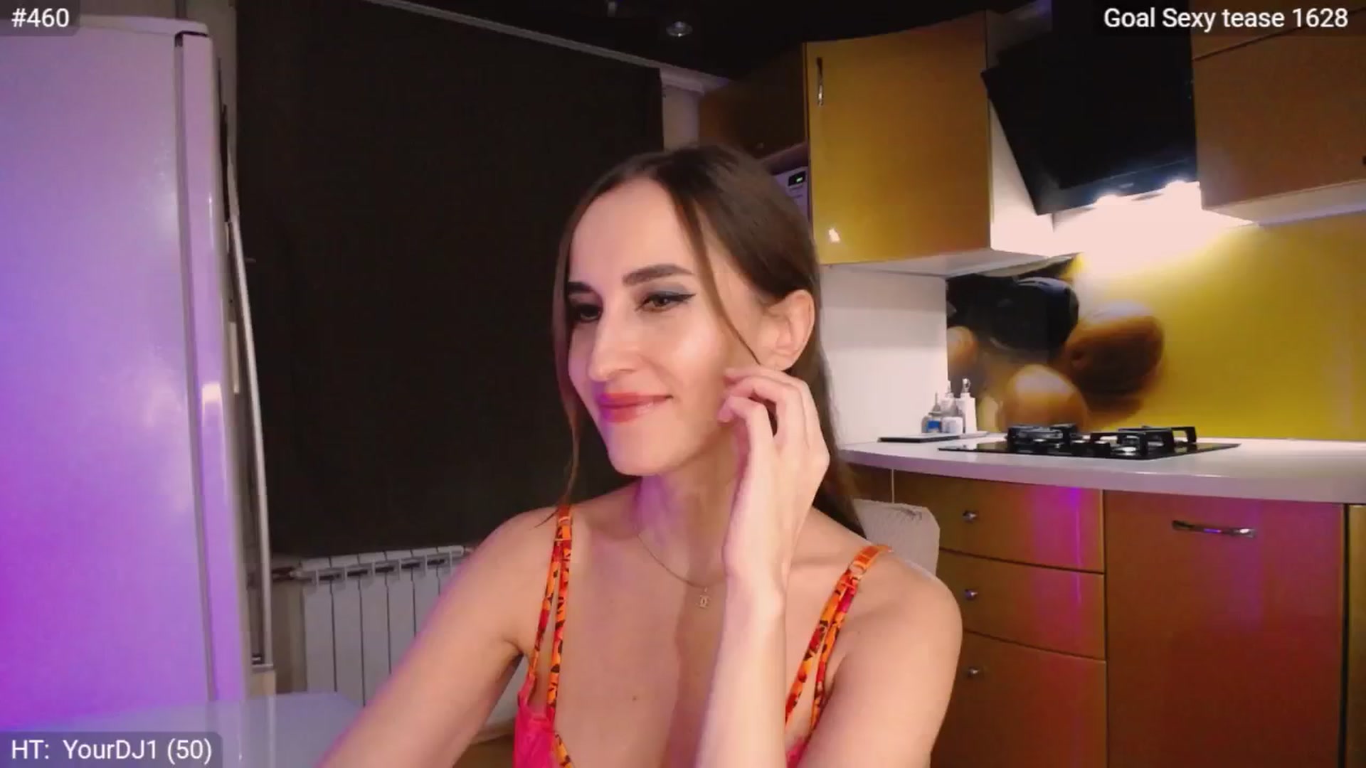 Gallery image thumbnail from MsDreams_'s myfreecams stream on, 09/29/2024, 23:48 image 9 of 20