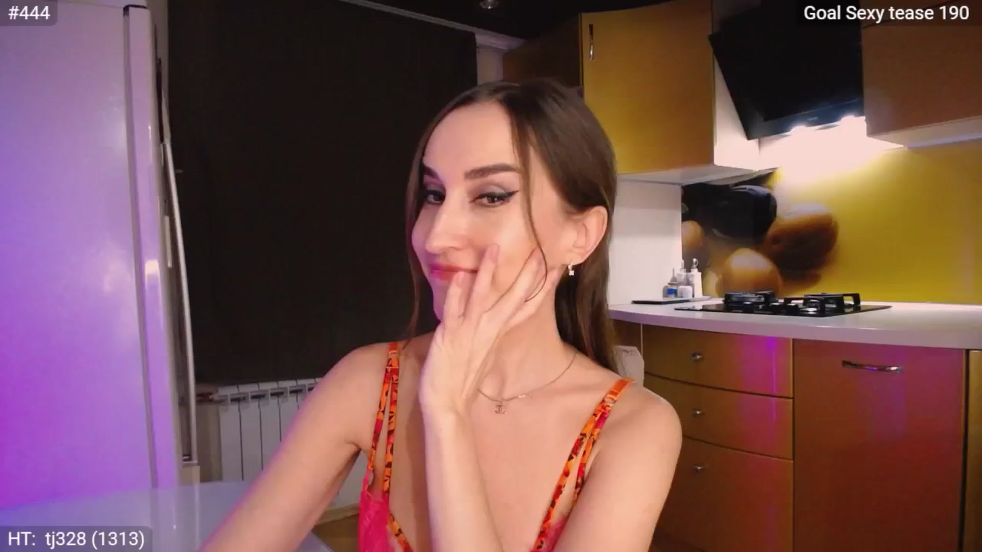 Gallery image thumbnail from MsDreams_'s myfreecams stream on, 09/30/2024, 01:38 image 20 of 20