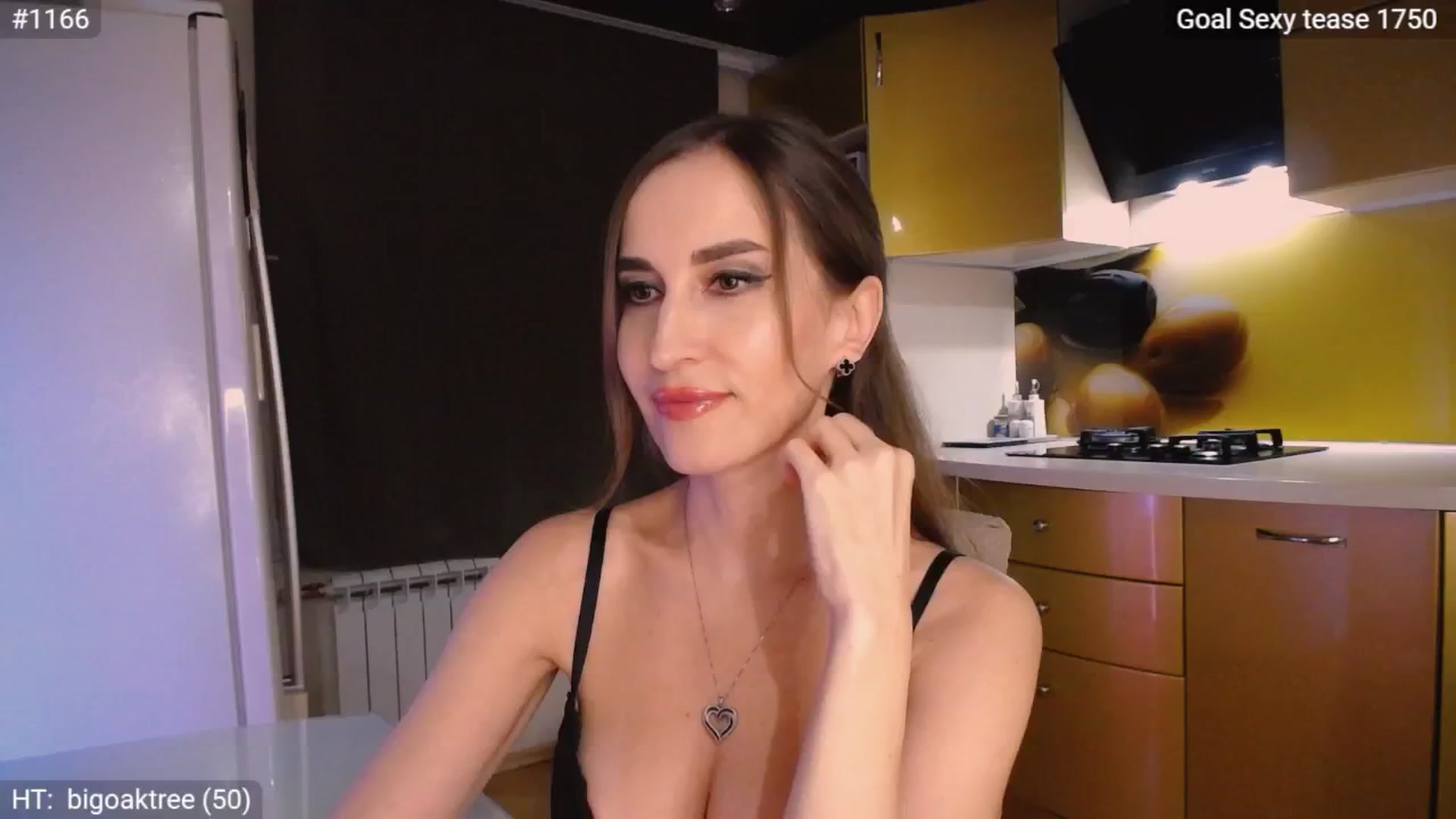 Gallery image thumbnail from MsDreams_'s myfreecams stream on, 10/13/2024, 22:41 image 11 of 20