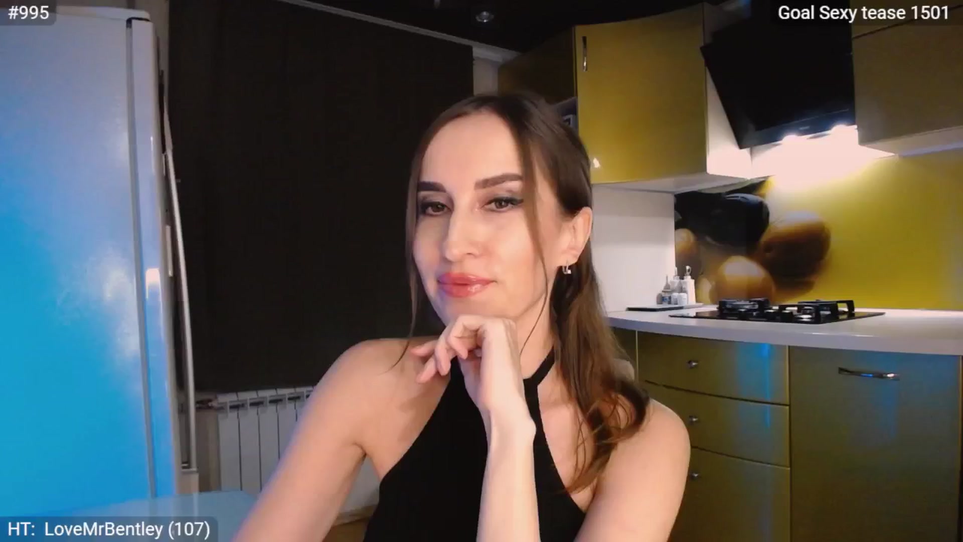 Gallery image thumbnail from MsDreams_'s myfreecams stream on, 10/16/2024, 24:17 image 14 of 20
