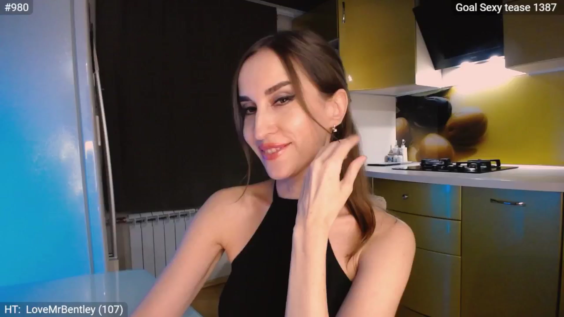 Gallery image thumbnail from MsDreams_'s myfreecams stream on, 10/16/2024, 24:57 image 9 of 20