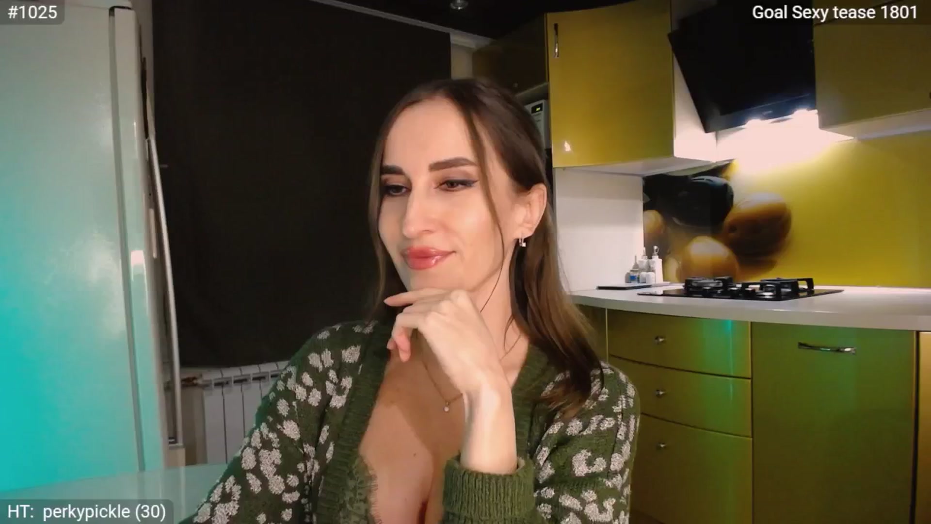 Gallery image thumbnail from MsDreams_'s myfreecams stream on, 10/19/2024, 24:52 image 6 of 20