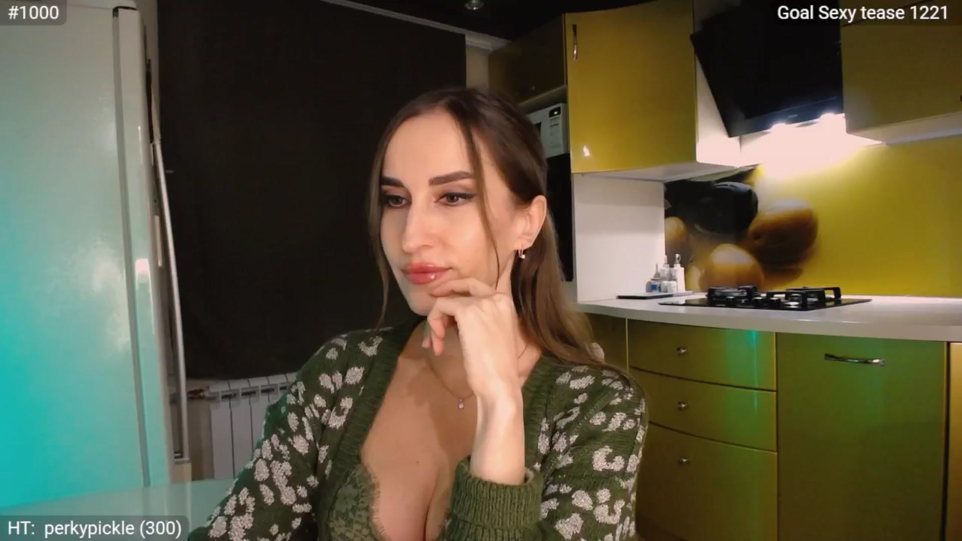 Gallery image thumbnail from MsDreams_'s myfreecams stream on, 10/19/2024, 24:52 image 16 of 20