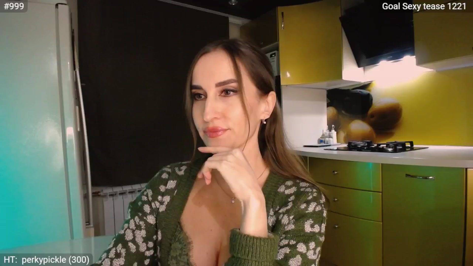 Gallery image thumbnail from MsDreams_'s myfreecams stream on, 10/19/2024, 24:52 image 15 of 20