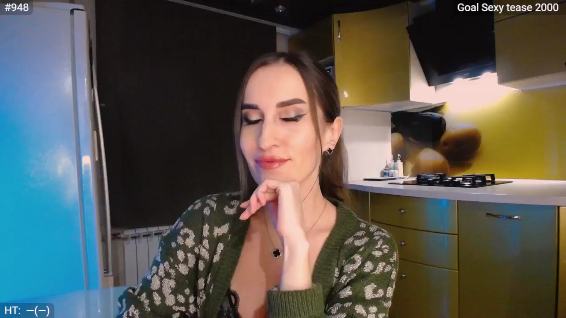 Gallery image thumbnail from MsDreams_'s myfreecams stream on, 10/19/2024, 22:30 image 4 of 20