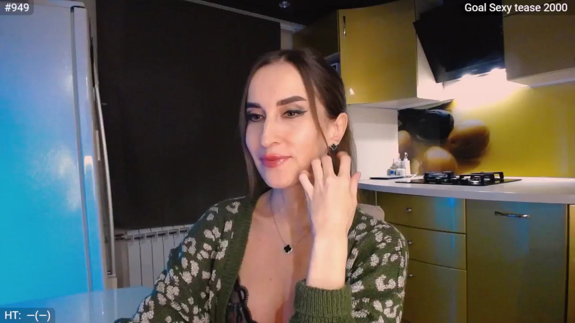 Gallery image thumbnail from MsDreams_'s myfreecams stream on, 10/19/2024, 22:30 image 8 of 20