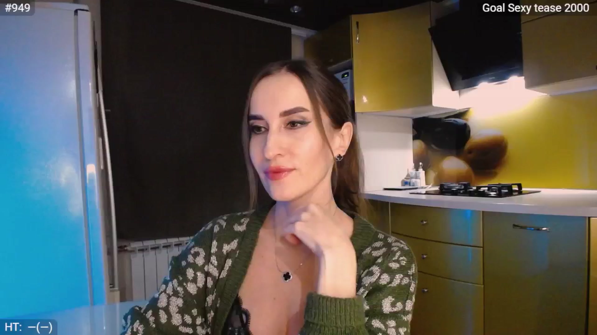 Gallery image thumbnail from MsDreams_'s myfreecams stream on, 10/19/2024, 22:30 image 5 of 20