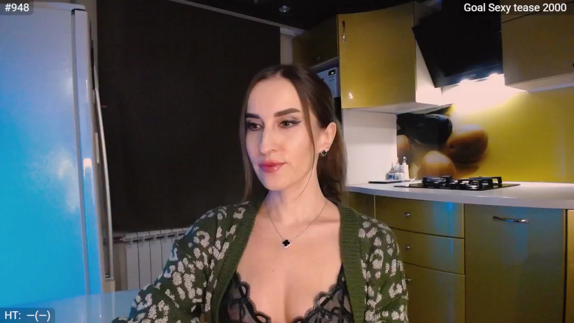 Gallery image thumbnail from MsDreams_'s myfreecams stream on, 10/19/2024, 22:30 image 2 of 20