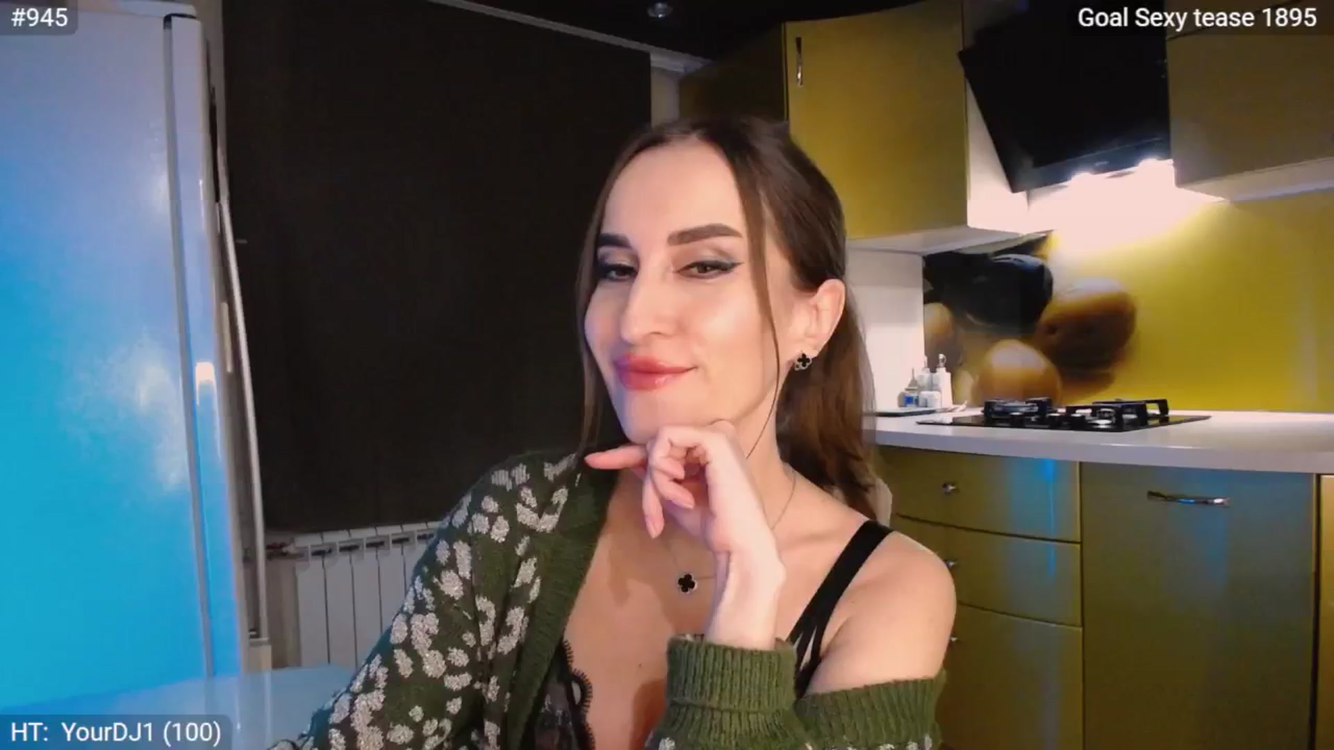 Gallery image thumbnail from MsDreams_'s myfreecams stream on, 10/19/2024, 22:30 image 15 of 20