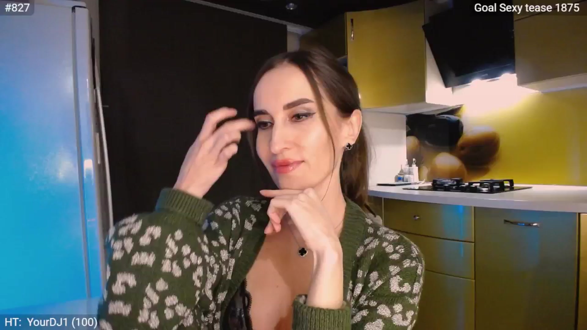 Gallery image thumbnail from MsDreams_'s myfreecams stream on, 10/20/2024, 24:48 image 3 of 20