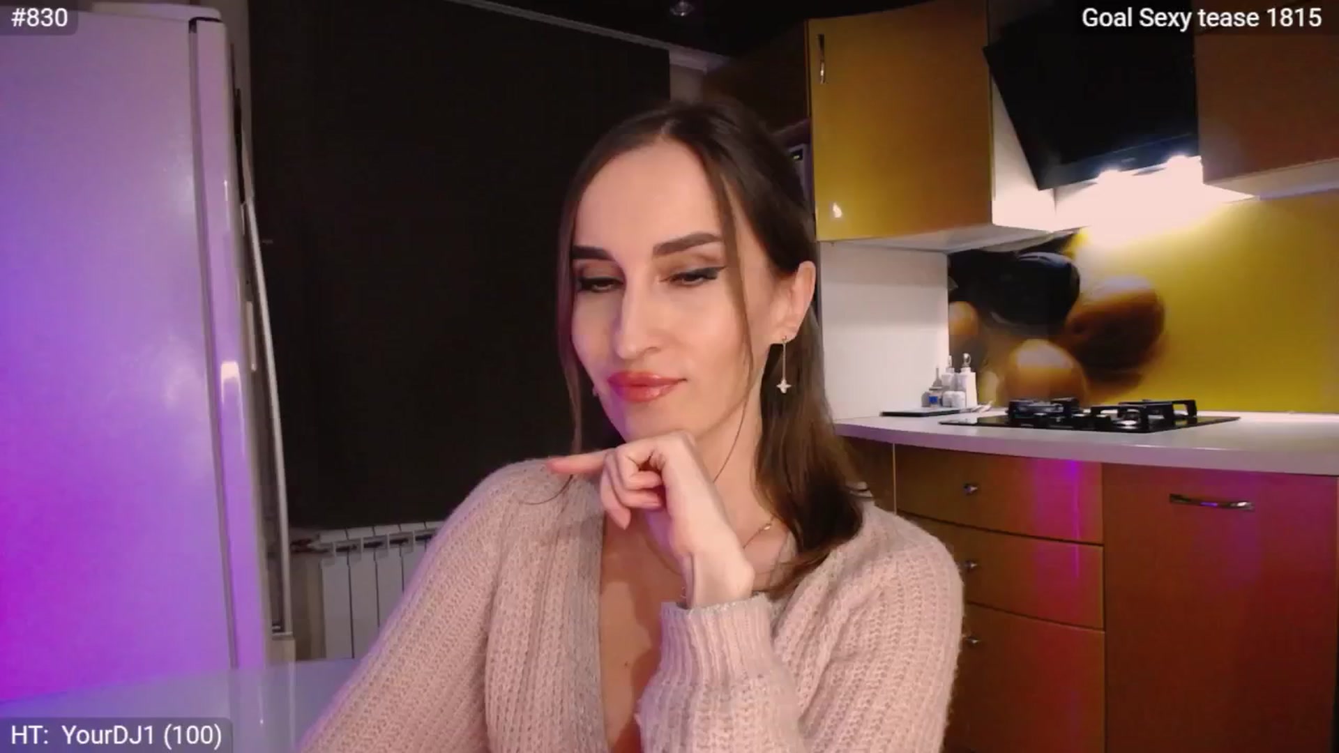 Gallery image thumbnail from MsDreams_'s myfreecams stream on, 10/22/2024, 23:50 image 9 of 20