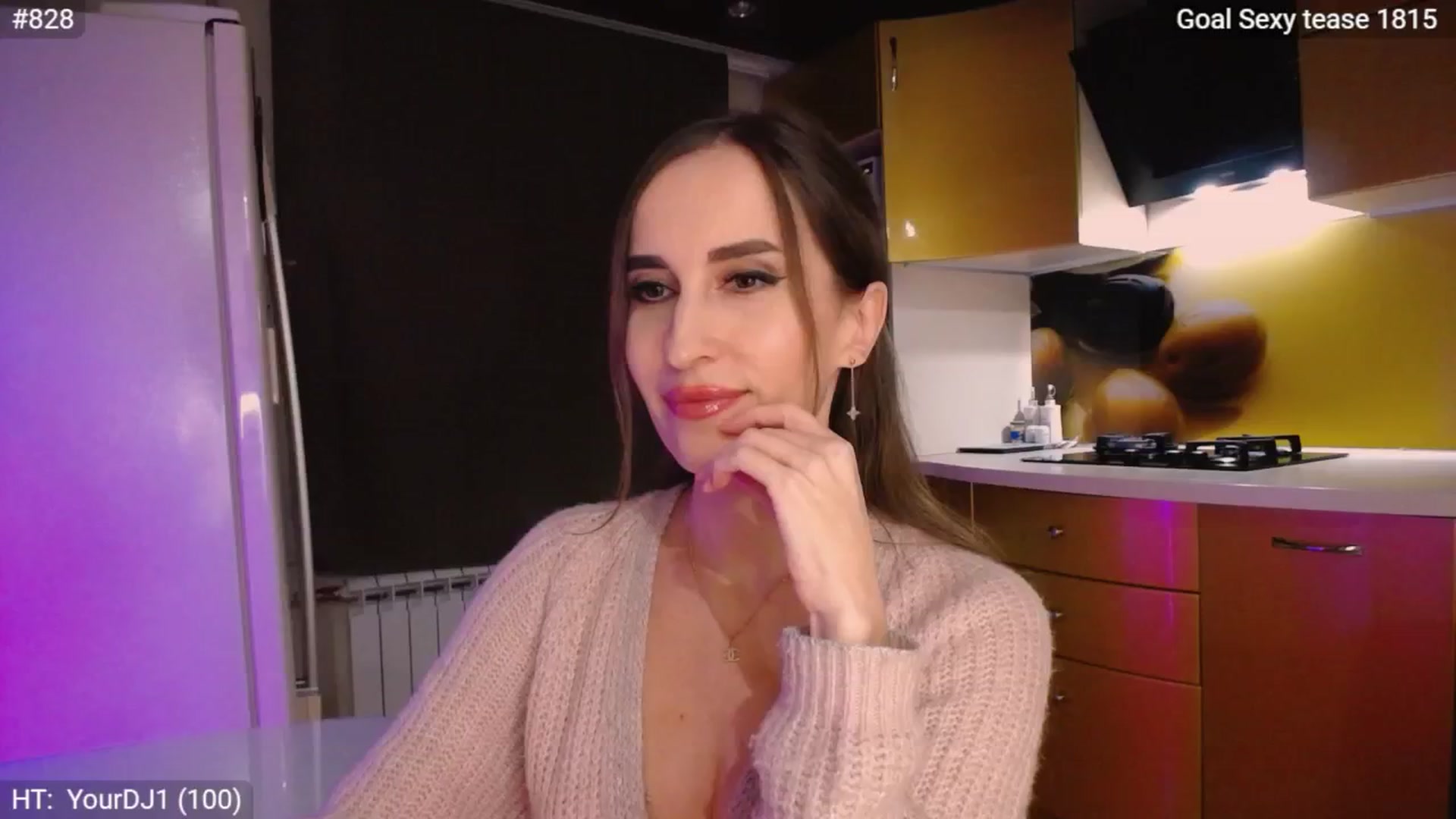 Gallery image thumbnail from MsDreams_'s myfreecams stream on, 10/22/2024, 23:50 image 2 of 20
